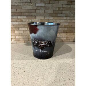 Batman v Superman: Dawn Of Justice Collectible tin Popcorn Bucket